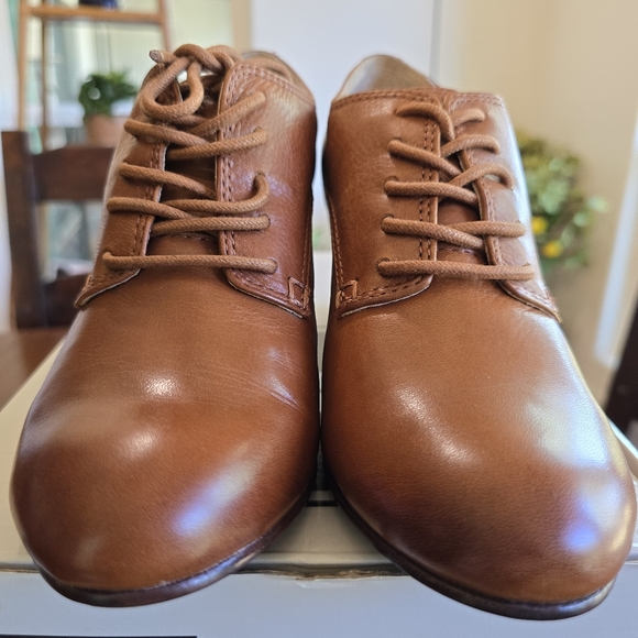 NWT FRYE Stella Oxford Leather Heeled Shoes 6.5 - Picture 4 of 12